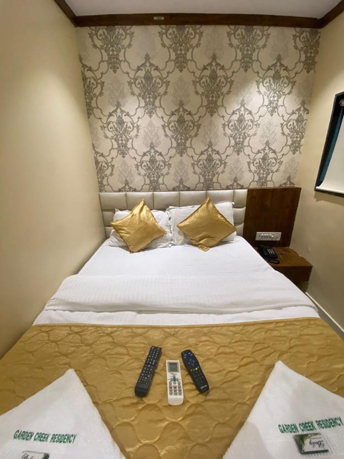 Garden Creek Residency - Near To Mumbai International Airport 호텔 외부 사진