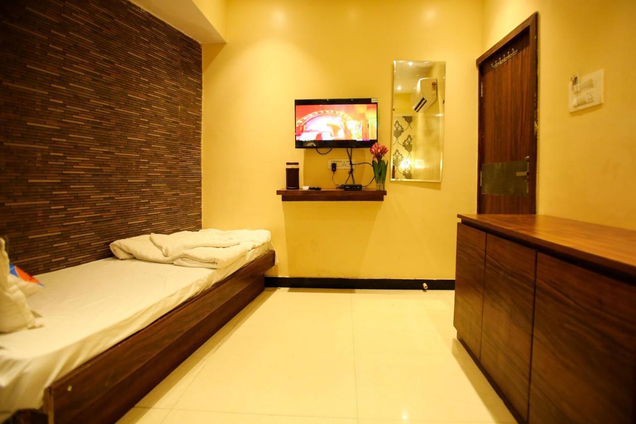 Garden Creek Residency - Near To Mumbai International Airport 호텔 외부 사진
